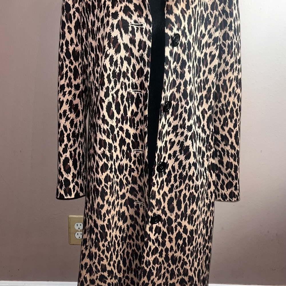 Spiegel Leopard Print Long Coat in Tan and Black - Picture 2 of 10